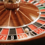 Колесо рулетки как символ жизненной случайности и философских размышлений