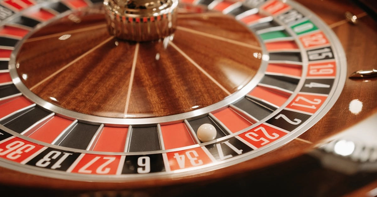 Колесо рулетки как символ жизненной случайности и философских размышлений