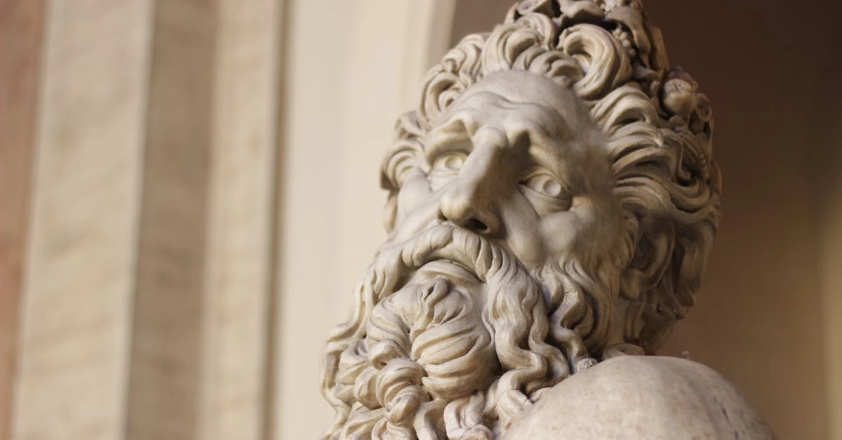 Противостояние богов Зевса и Аида в эмоциональном контексте